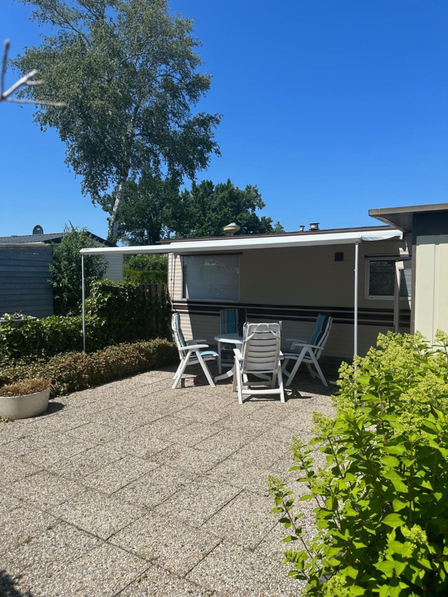 Gezellige Stacaravan Met Groot, Zonnig Terras! Belt-Schutsloot Exterior photo