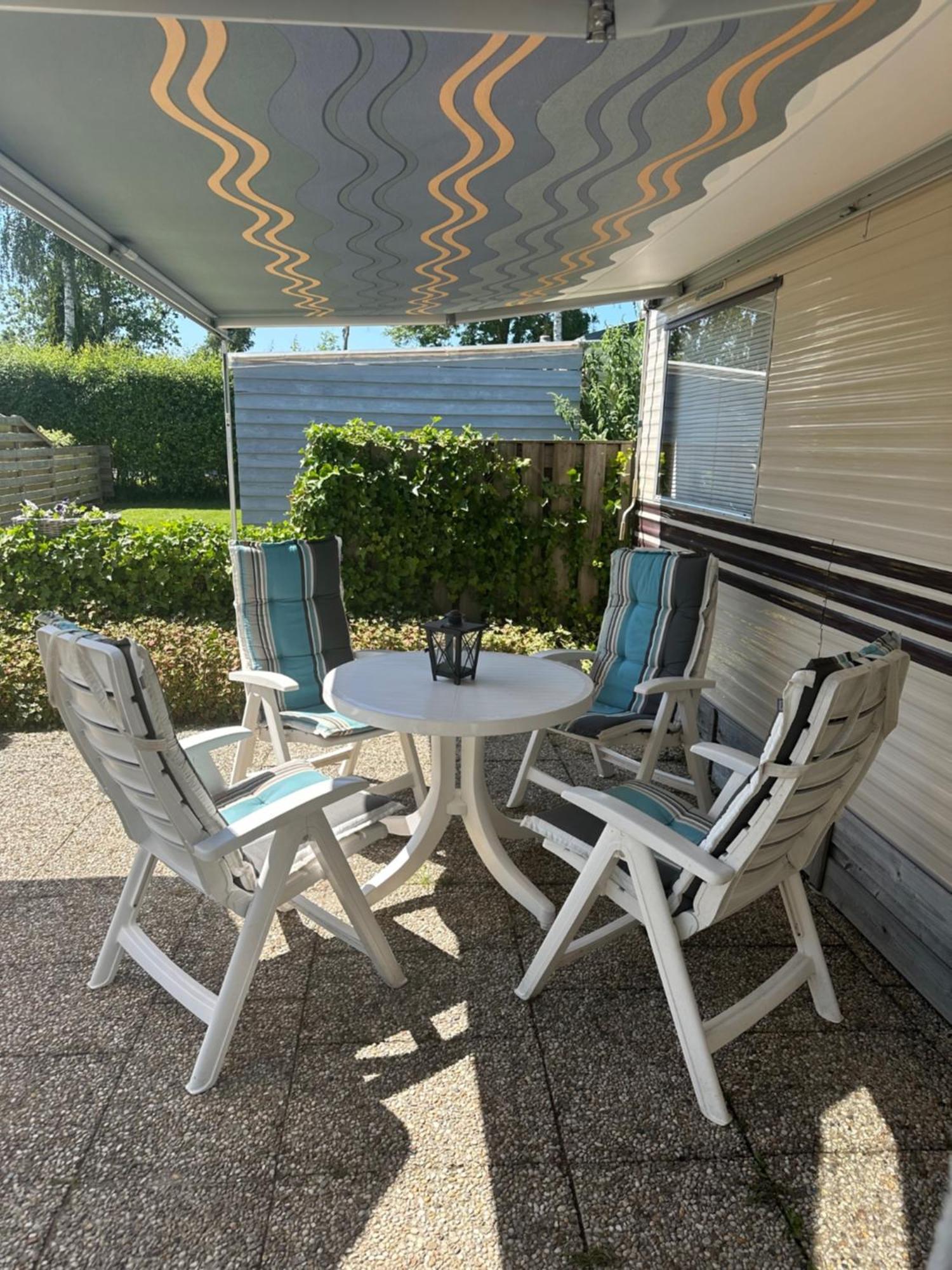 Gezellige Stacaravan Met Groot, Zonnig Terras! Belt-Schutsloot Exterior photo